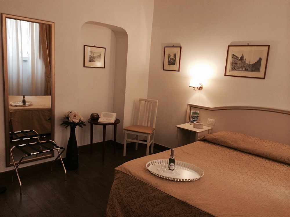 Best Suites Pantheon Rome Exterior photo