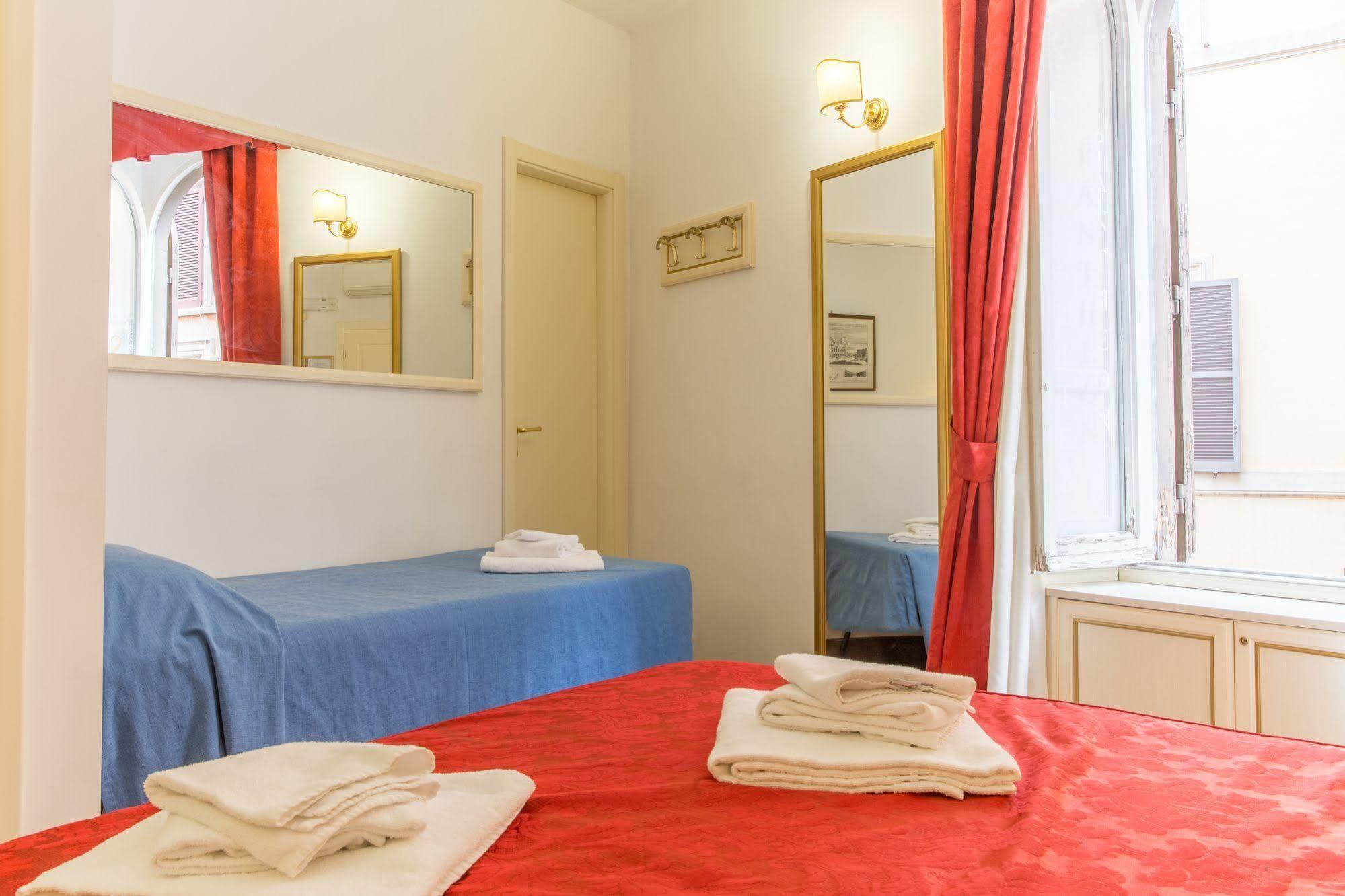 Best Suites Pantheon Rome Exterior photo