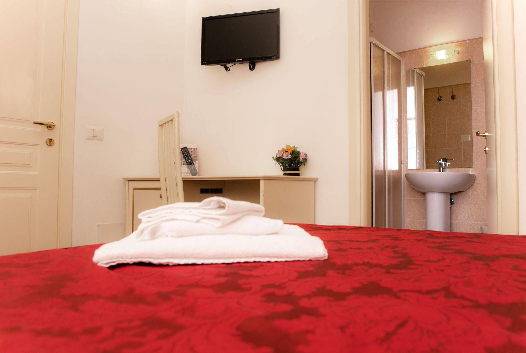 Best Suites Pantheon Rome Exterior photo