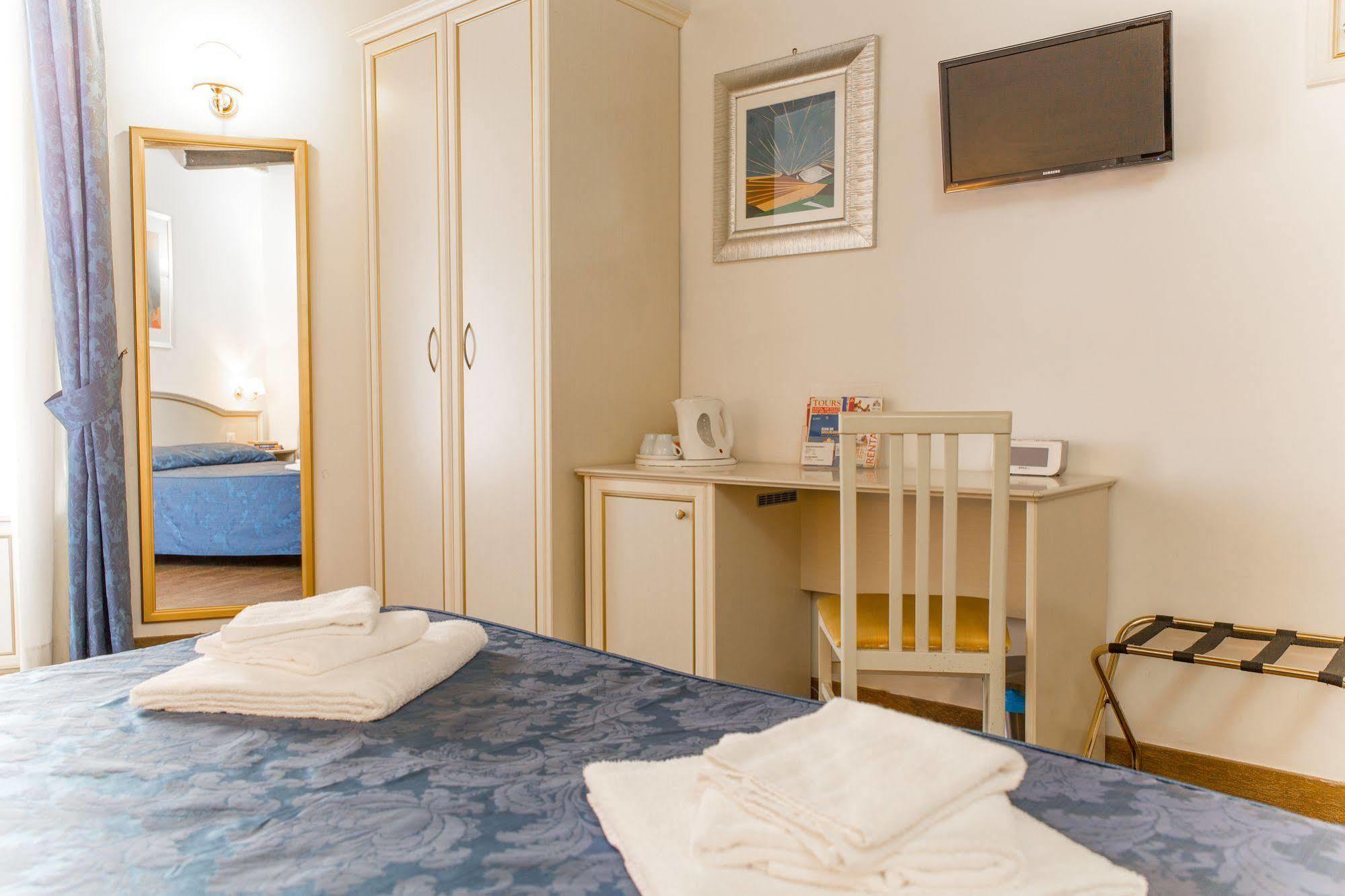 Best Suites Pantheon Rome Exterior photo